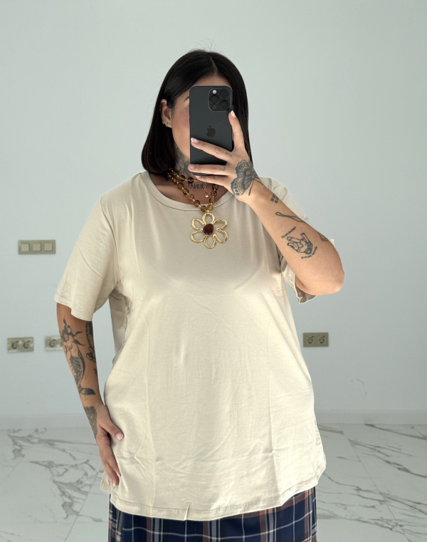 CAMISETA BÁSICA