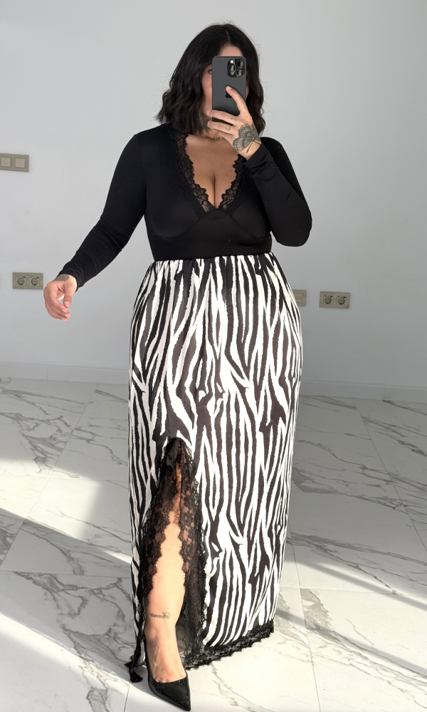 FALDA SATINADA ENCAJE