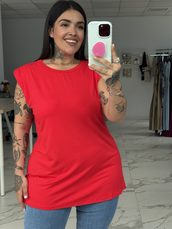 CAMISETA BÁSICA HOMBRERAS